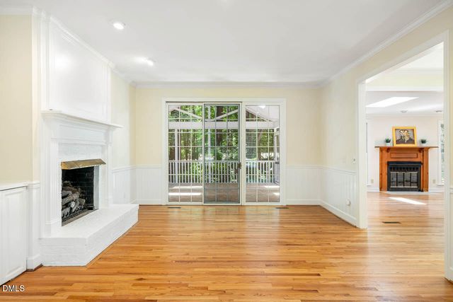 2 Foxridge Road, Chapel Hill, NC 27514