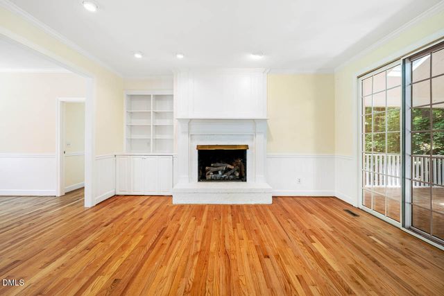 2 Foxridge Road, Chapel Hill, NC 27514