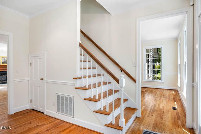 2 Foxridge Road, Chapel Hill, NC 27514