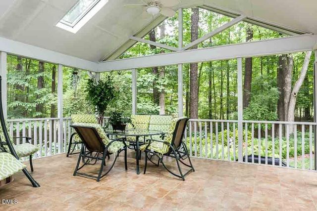2 Foxridge Road, Chapel Hill, NC 27514