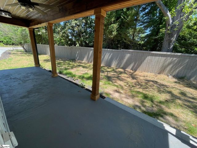 2611 Anderson Highway, Williamston, SC 29697