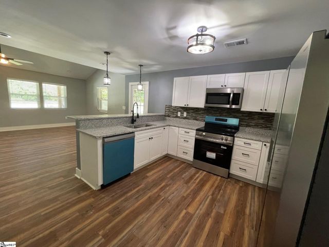 2611 Anderson Highway, Williamston, SC 29697