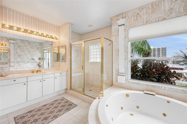 3699 NE 208th Terrace, Aventura, FL 33180