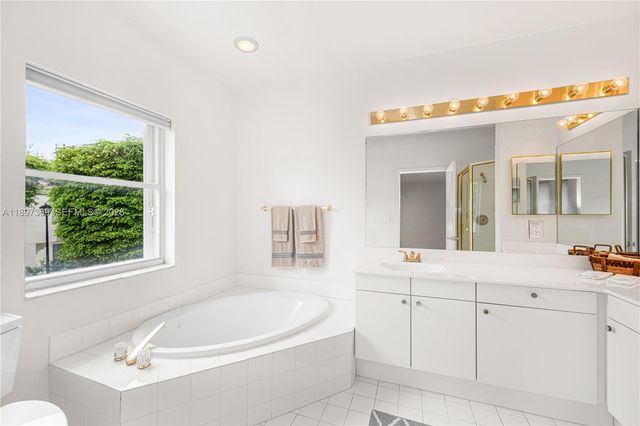 3699 NE 208th Terrace, Aventura, FL 33180