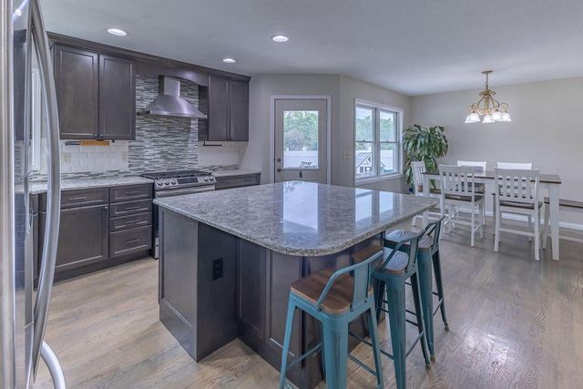 1500 Cliffview AVENUE, Onalaska, WI 54650