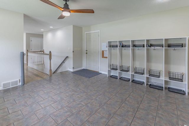 1500 Cliffview AVENUE, Onalaska, WI 54650
