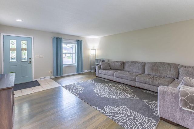 1500 Cliffview AVENUE, Onalaska, WI 54650