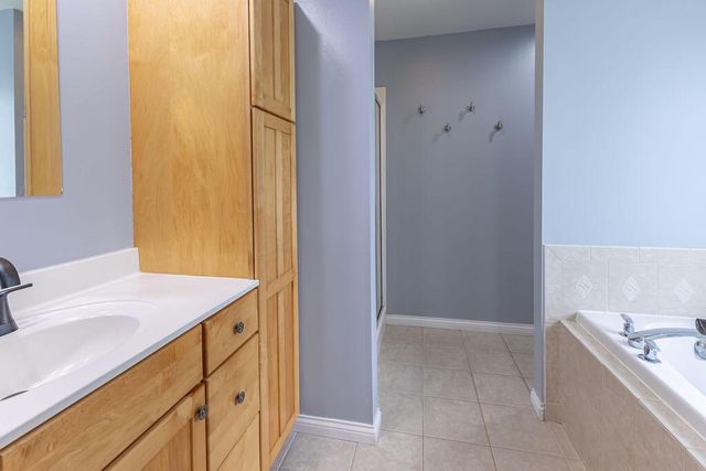 1500 Cliffview AVENUE, Onalaska, WI 54650