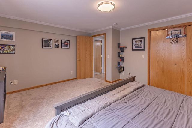1500 Cliffview AVENUE, Onalaska, WI 54650