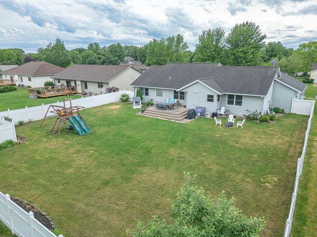 1500 Cliffview AVENUE, Onalaska, WI 54650