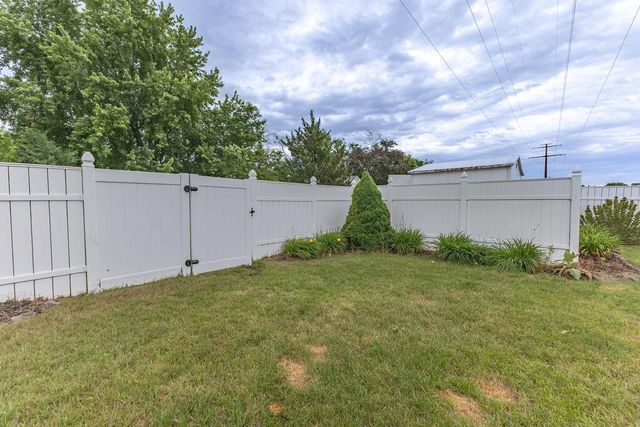 1500 Cliffview AVENUE, Onalaska, WI 54650