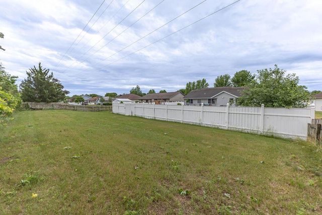 1500 Cliffview AVENUE, Onalaska, WI 54650
