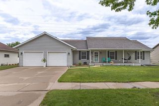1500 Cliffview AVENUE, Onalaska, WI 54650