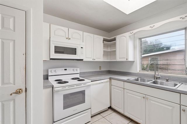21928 BEVERLY AVENUE, Port Charlotte, FL 33952