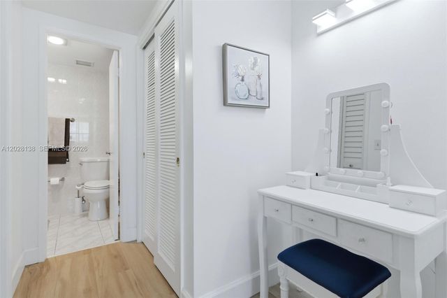4330 Hillcrest Dr 916, Hollywood, FL 33021