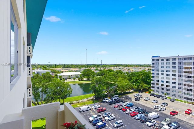 4330 Hillcrest Dr 916, Hollywood, FL 33021