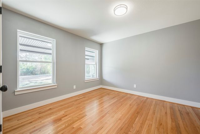 10136 San Juan Avenue, Dallas, TX 75228