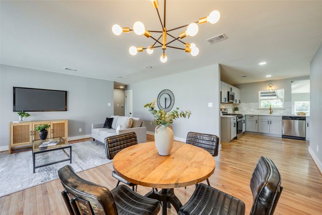 10136 San Juan Avenue, Dallas, TX 75228