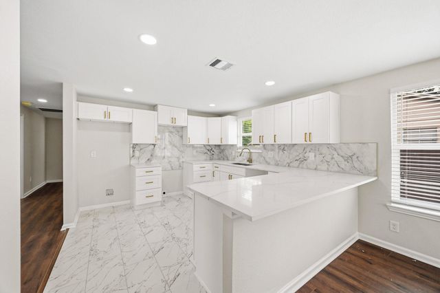 7946 Fowlie Street, Houston, TX 77028