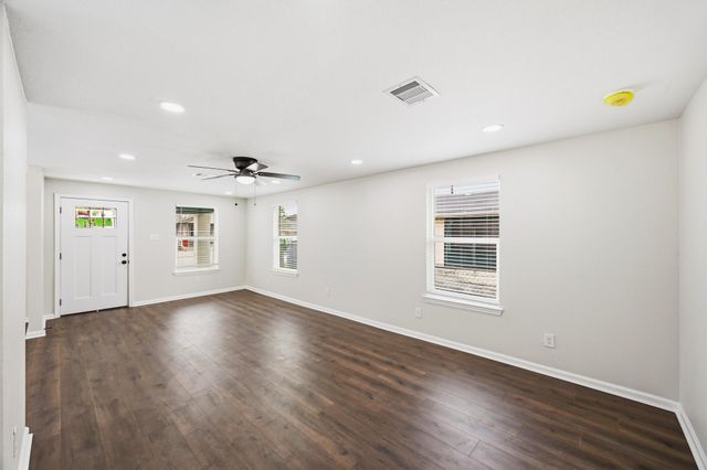7946 Fowlie Street, Houston, TX 77028