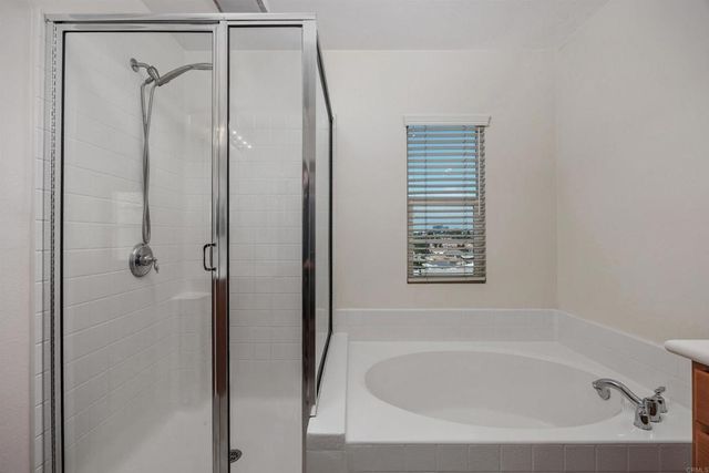 1494 Mosaic Glen, Escondido, CA 92029