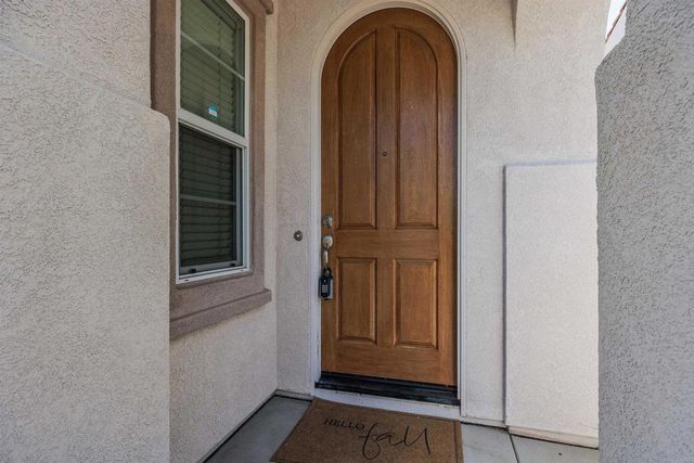1494 Mosaic Glen, Escondido, CA 92029