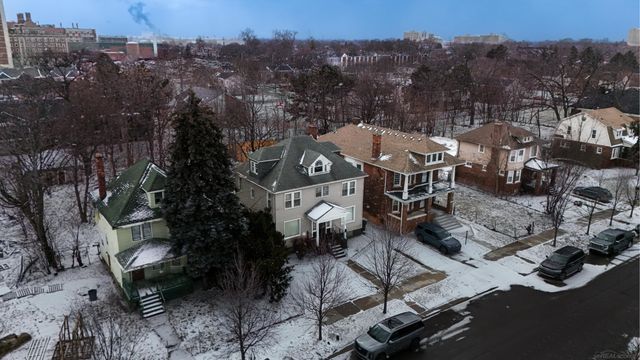 1333 Seward Avenue, Detroit, MI 48202