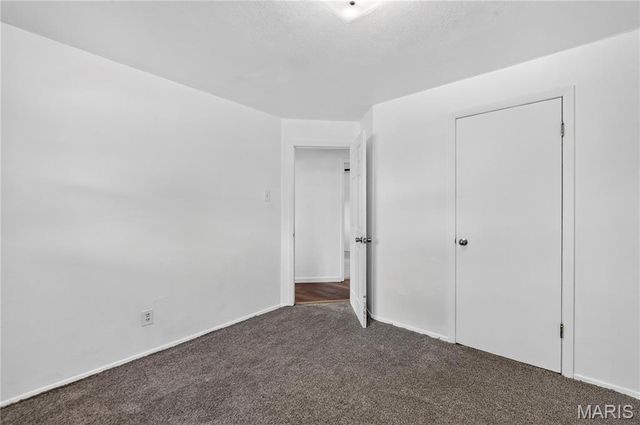 214 Oakridge Lane, Lake St Louis, MO 63367