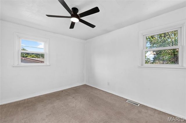 214 Oakridge Lane, Lake St Louis, MO 63367