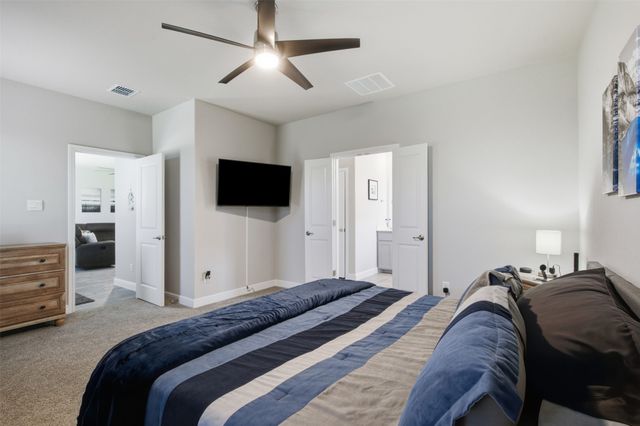 5213 Crystal Lake Avenue, Krum, TX 76249