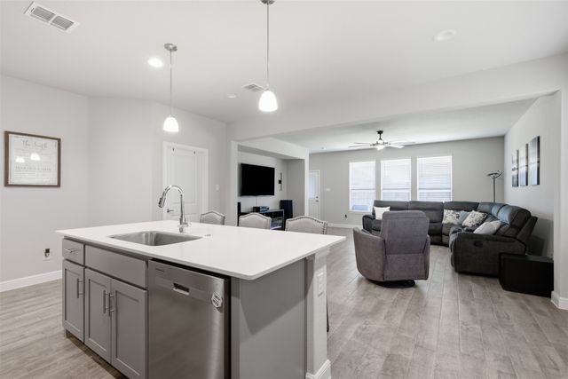 5213 Crystal Lake Avenue, Krum, TX 76249