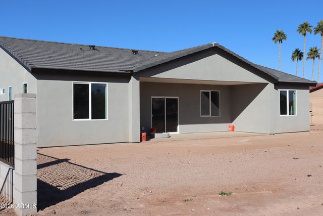 10859 W Reef Circle, Arizona City, AZ 85123