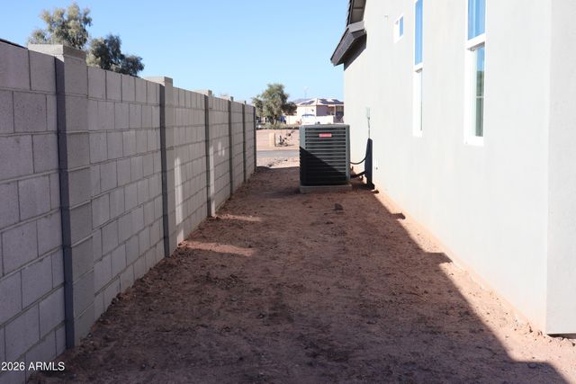 10859 W Reef Circle, Arizona City, AZ 85123