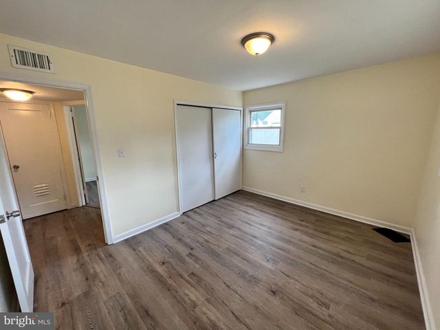1008 TERRACE BLVD, Trenton, NJ 08618