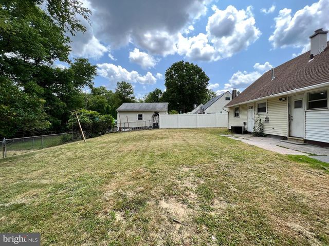 1008 TERRACE BLVD, Trenton, NJ 08618