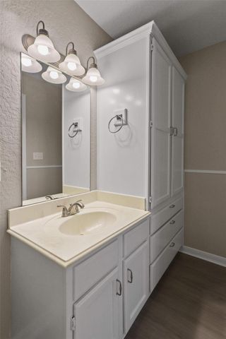 11700 League Line Road 122, Conroe, TX 77304