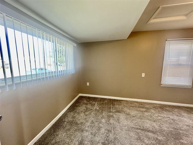 22464 Rein Avenue, Eastpointe, MI 48021