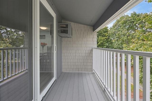 220 Bedford St E11, Bridgewater, MA 02324