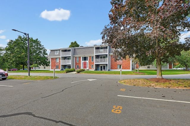 220 Bedford St E11, Bridgewater, MA 02324