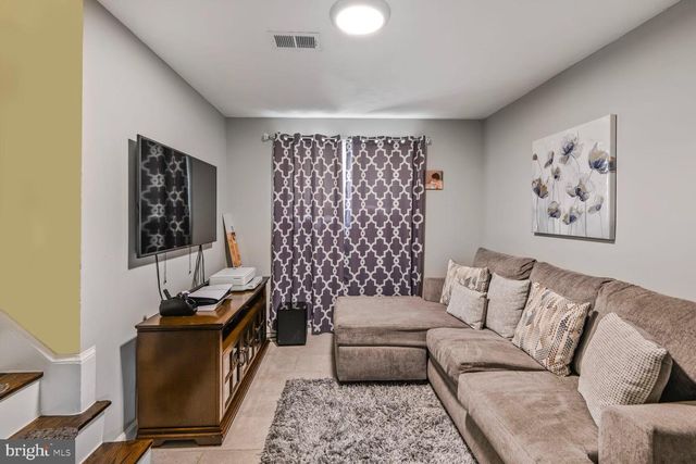 6306 HARDWOOD DR, Lanham, MD 20706