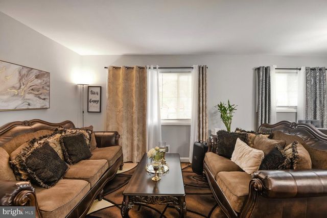 6306 HARDWOOD DR, Lanham, MD 20706