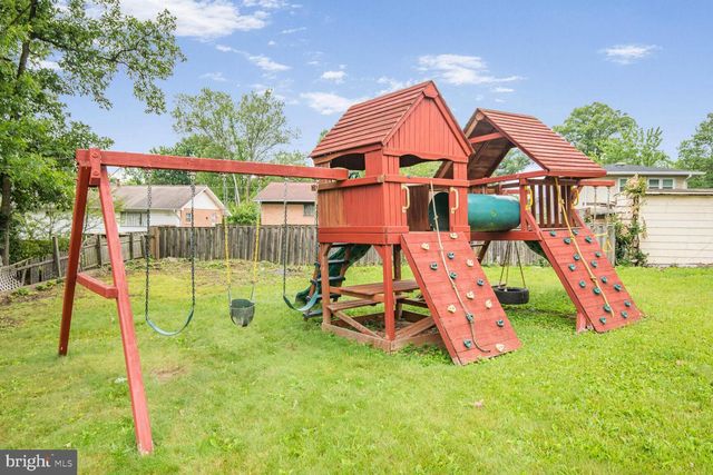 6306 HARDWOOD DR, Lanham, MD 20706