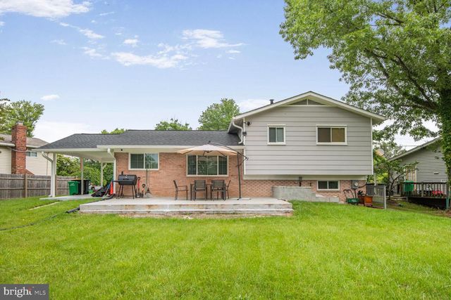 6306 HARDWOOD DR, Lanham, MD 20706