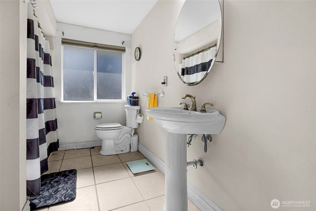 5319 201st Place SW, Lynnwood, WA 98036