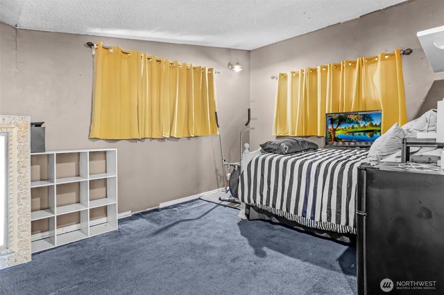 5319 201st Place SW, Lynnwood, WA 98036