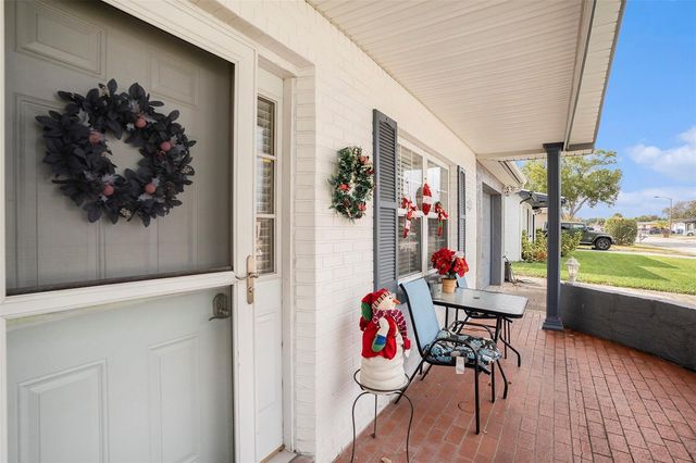 8226 PENWOOD DRIVE, Port Richey, FL 34668