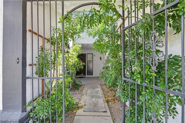 4162 Ridgewood Avenue, Las Vegas, NV 89120