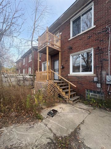 3230 FULLERTON Street, Detroit, MI 48238