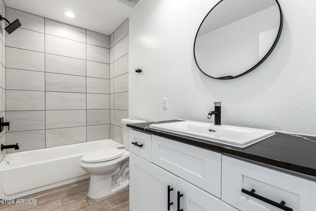 616 S 96TH Place 2, Mesa, AZ 85208