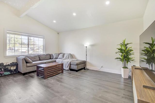 404 El Cajon Drive, San Jose, CA 95111